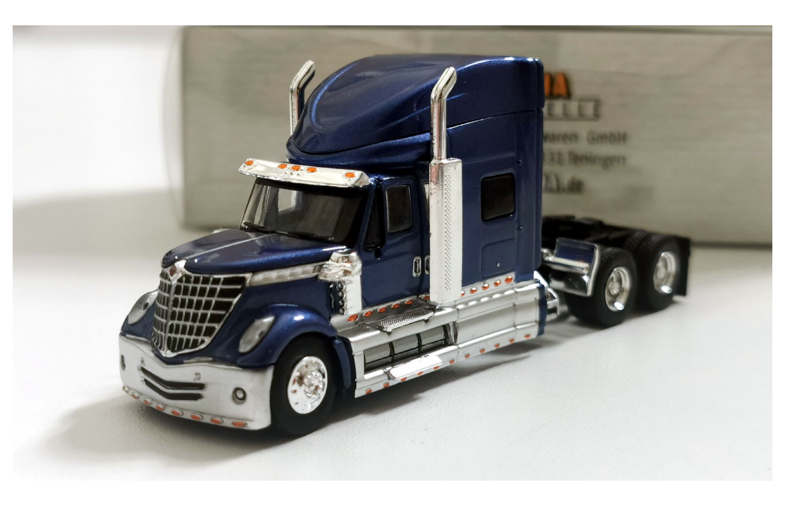 BREKINA 85828 - International Lonestar, Blu Metallizzato, 2010 - 1:87