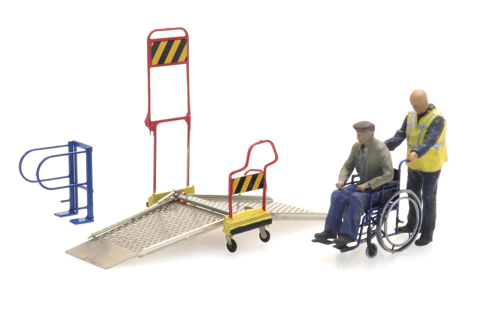 ARTITEC H0 387.447 Ponte sollevatore per sedia a rotelle con figure