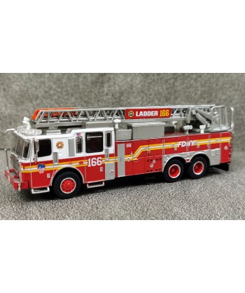 Premium ClassiXXs 870692 Ferrara Ultra, FDNY - Brooklyn 1:87