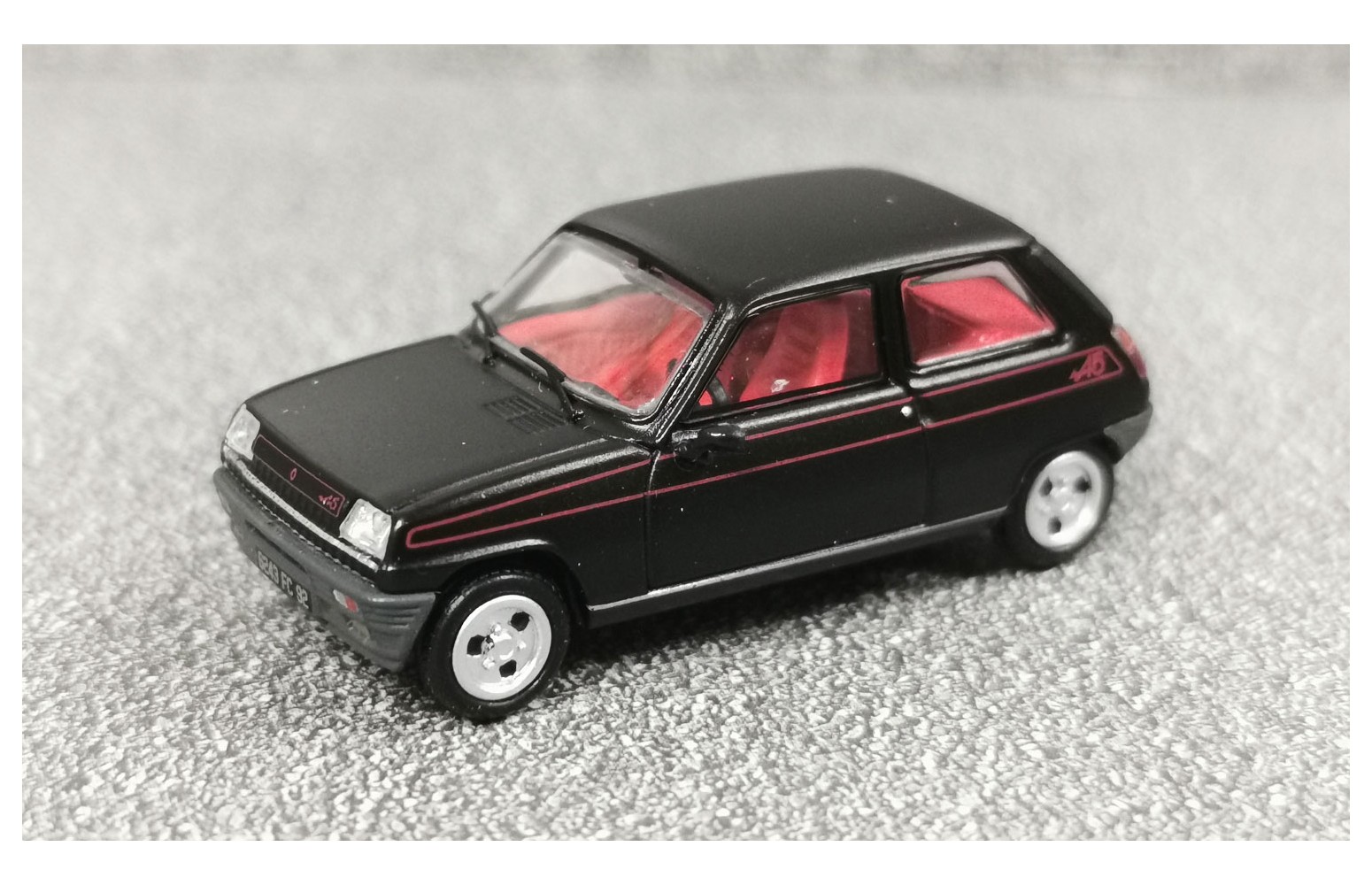 REE MODELES CB-162 Renault R5 Alpine 1978, 2a serie, nera - 1:87