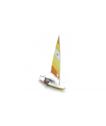 ARTITEC 387.593 - Barca a vela Laser con velista, resina , H0-1:87