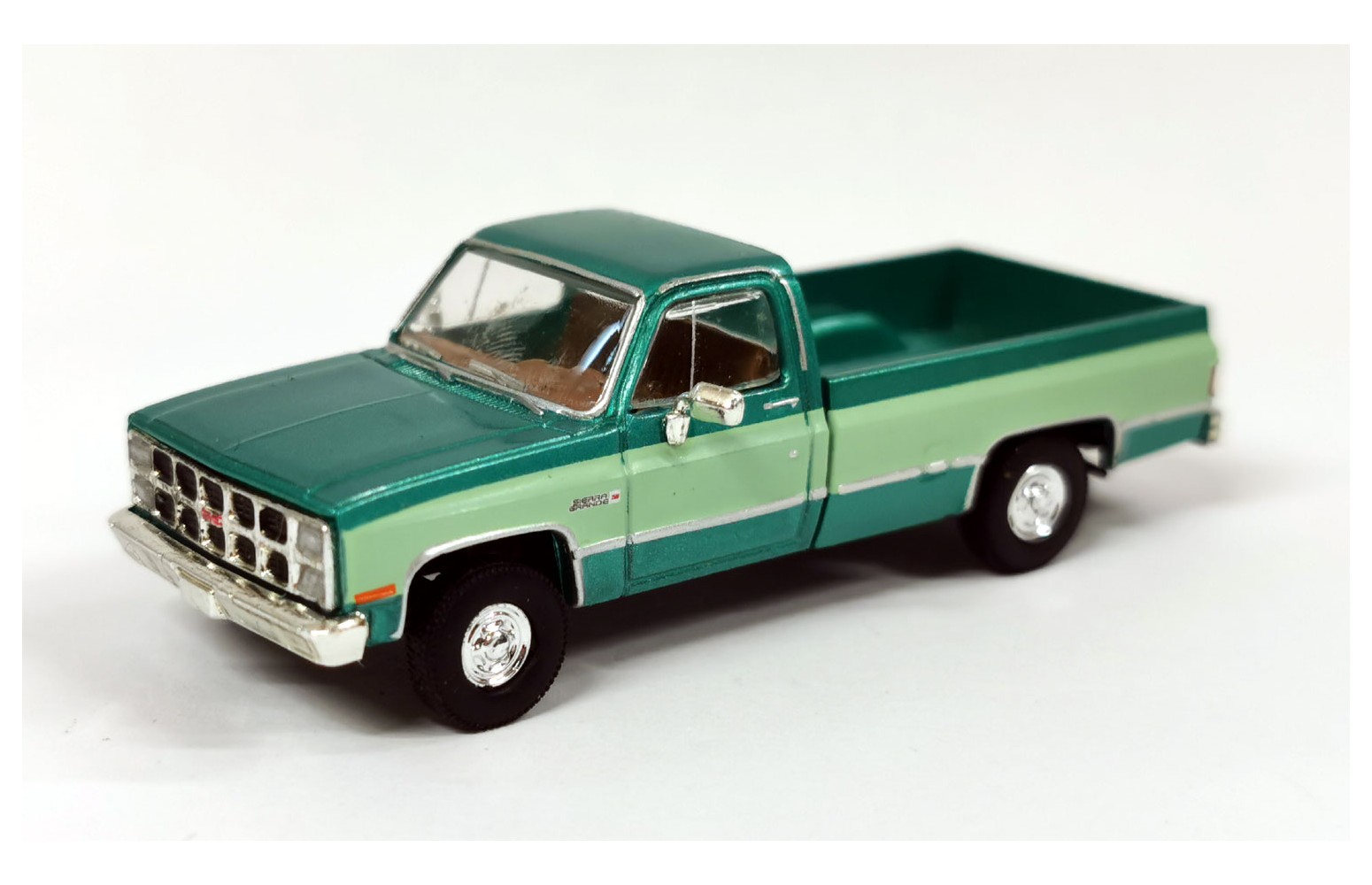 BREKINA 19650 - GMC Sierra Grande, verde metallizzato/verde chiaro - 1:87