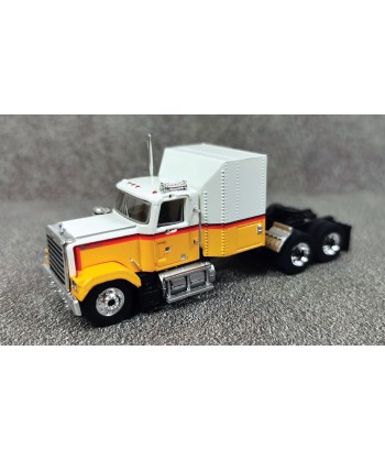 BREKINA 85782 - Chevrolet Bison, bianco/giallo, 1:87
