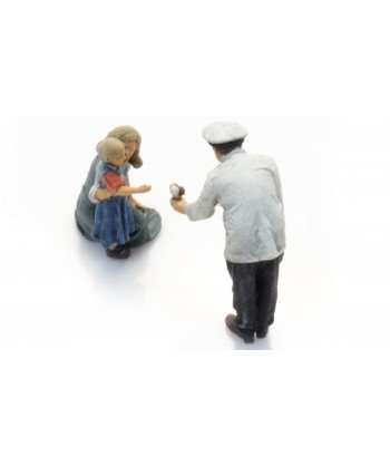 ARTITEC 5870101 - Gelataio con mamma e bambino, resina H0-1:87