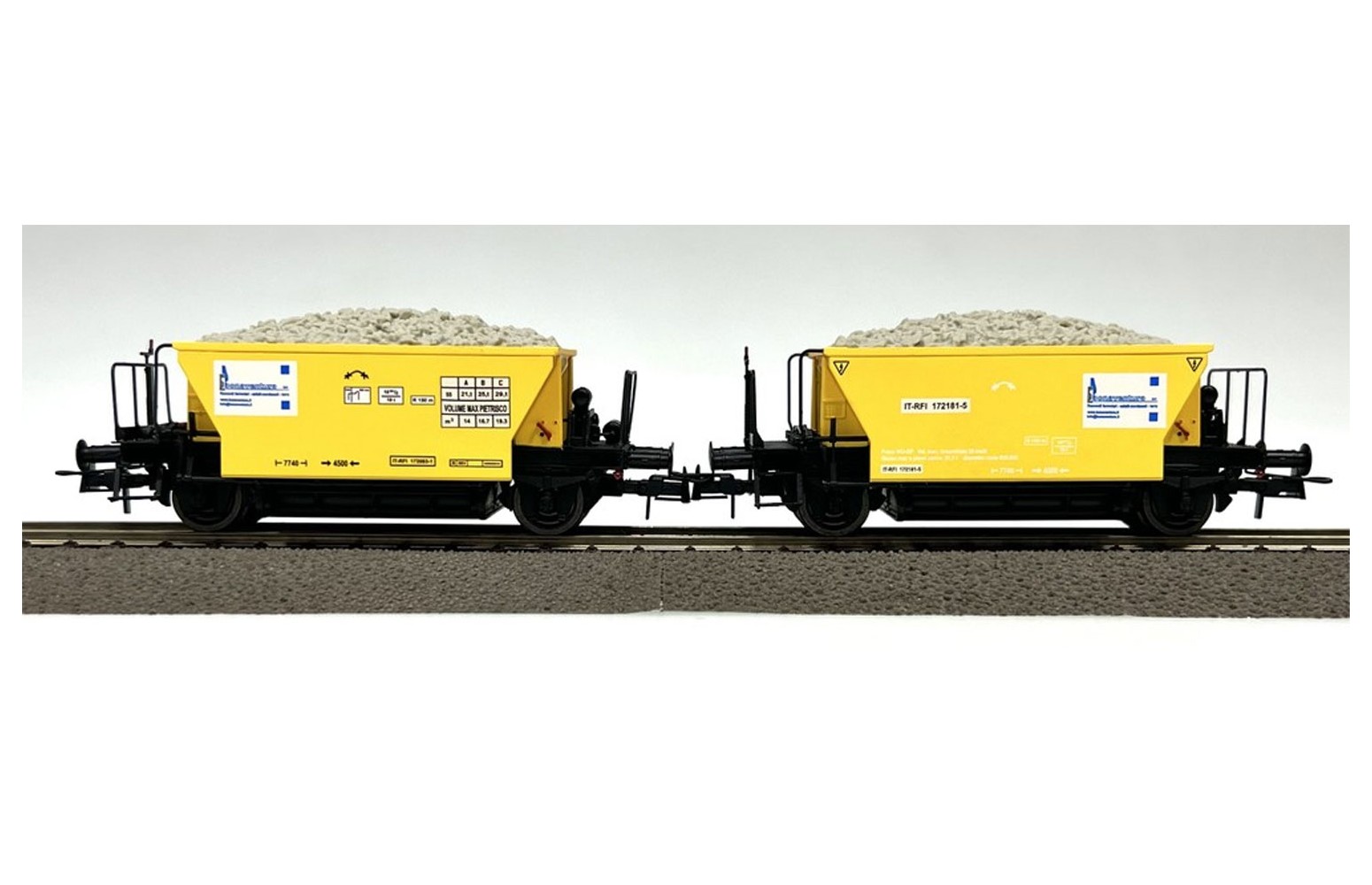 OS.KAR. H0 4360 Set di 2 carri Vfcc livrea gialla e nera dell'impresa Bonaventura Ep. V