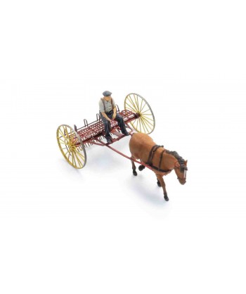 ARTITEC H0 387.609 Rastrello da fieno con cavallo e conducente