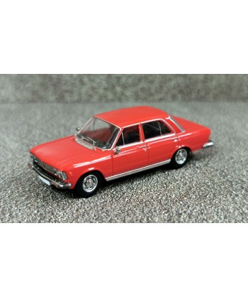 Premium ClassiXXs 870636 - Fiat 130 (rosso) – 1:87