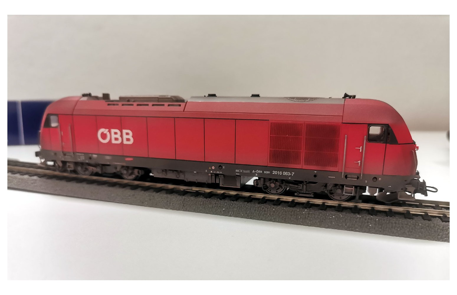 ROCO H0 41348A - Locomotiva diesel Rh 2016 OBB Ep. VI *Seconda mano*
