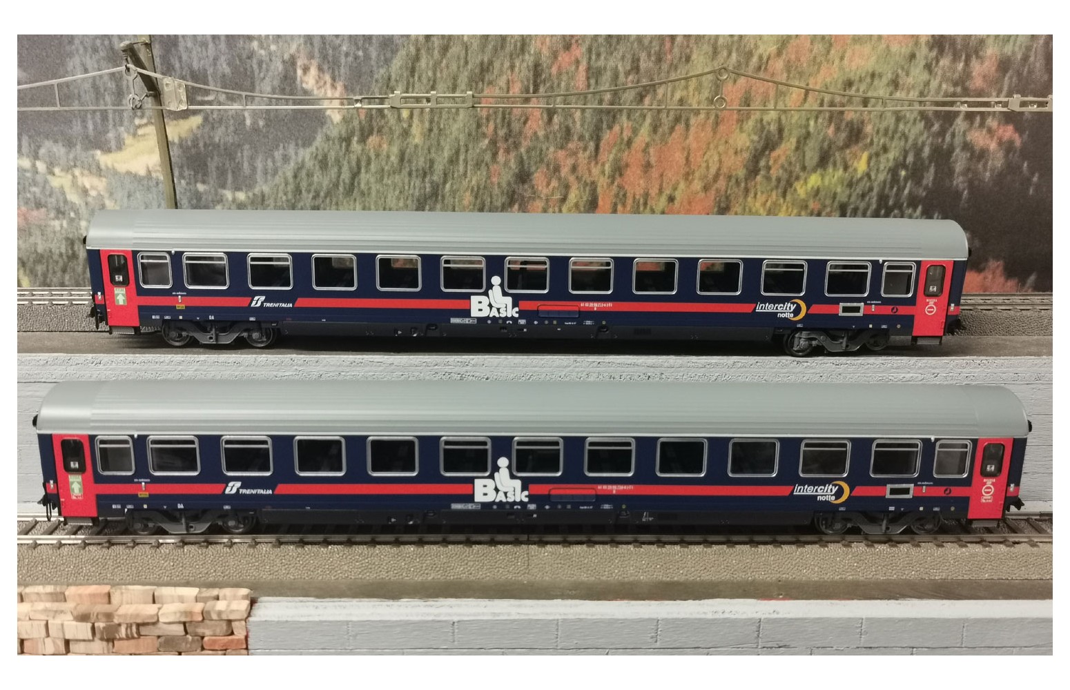 RIVAROSSI H0 HR 4357 - Set 2 carrozze UIC-Z1 ristrutturate, IntercityNotte Basic  FS VI