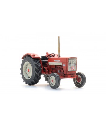 ARTITEC 387.583 - trattore McCormick International 624, resina - H0-1:87