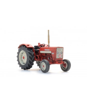 ARTITEC 387.583 - trattore McCormick International 624, resina - H0-1:87
