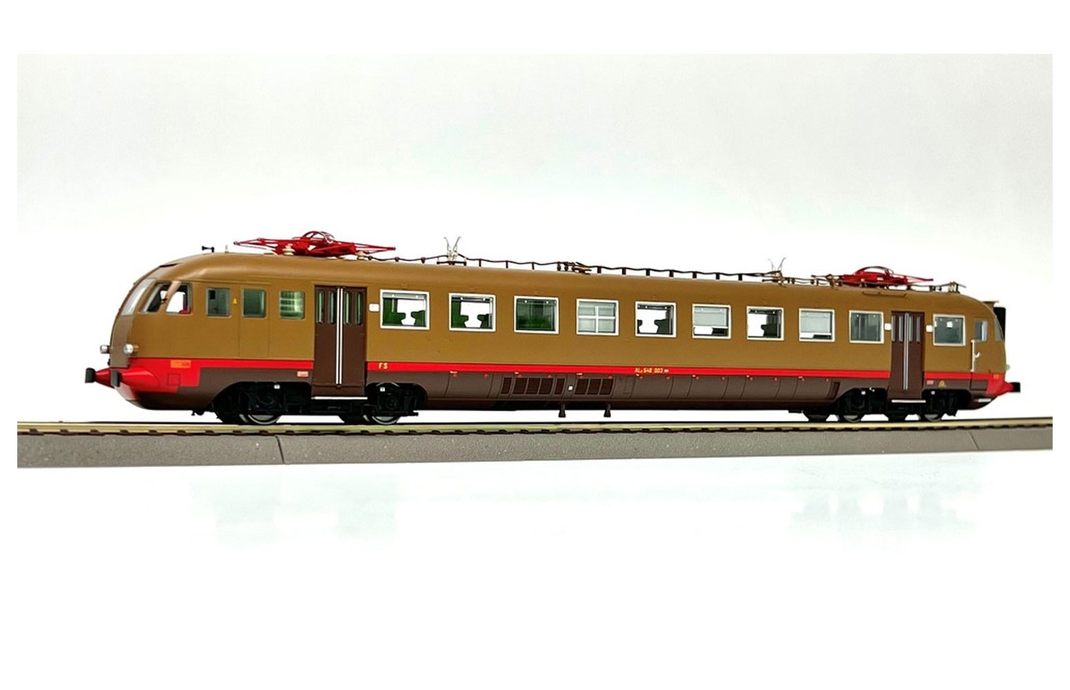 OS.KAR. H0 2065 FS ALe 540.003 1° serie con RS mot. castano isabella rosso ep. IV
