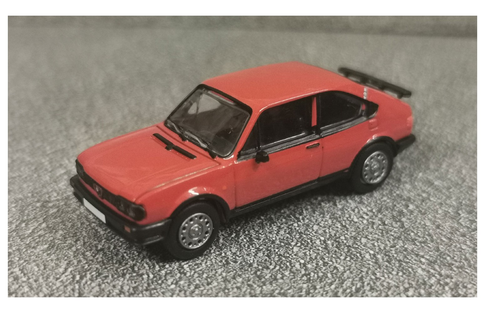 Premium ClassiXXs 870708 - Alfa Romeo, Alfasud, rosso, 1980 - 1:87