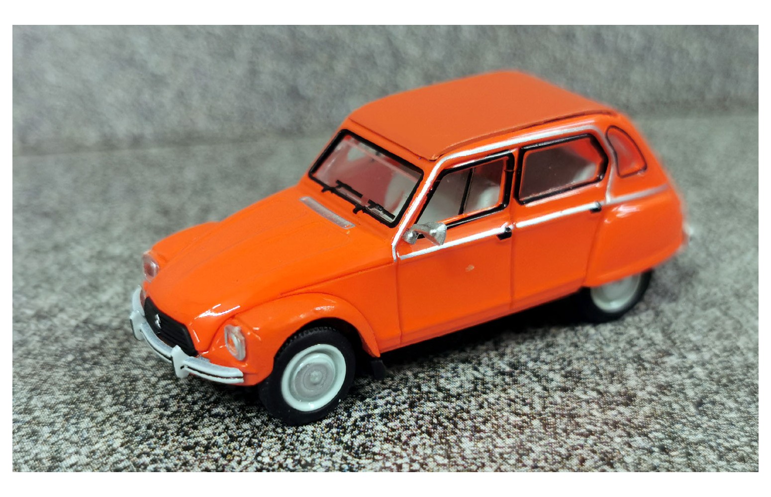 BREKINA 14251 - Citroen Dyane, arancione - 1:87