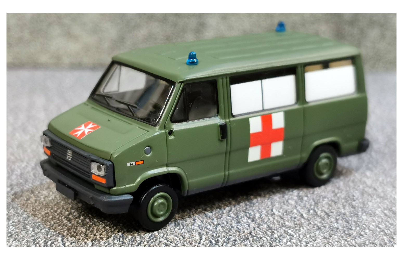 BREKINA 34912 - Fiat Ducato "Ambulanza Militare" - 1:87