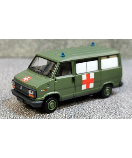 BREKINA 34912 - Fiat Ducato "Ambulanza Militare" - 1:87