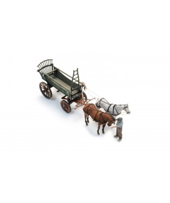 ARTITEC H0 387.599 - Carro da fieno del Nord Europa, con cavalli e figura, resina - 1:87