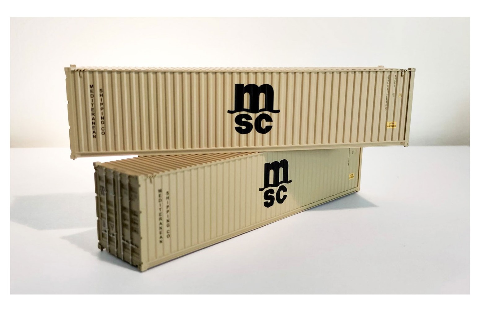 PIRATA PI12602 - Set 2 container MSC, 40 piedi, giallo ocra - 1:87