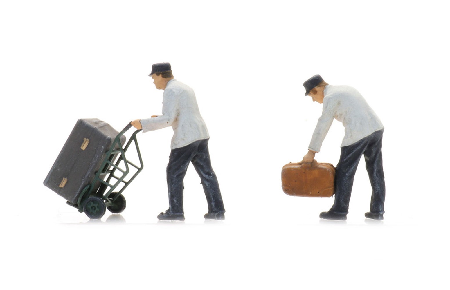ARTITEC 5870010 - Facchini portabagagli NS con carrello, resina - 1:87