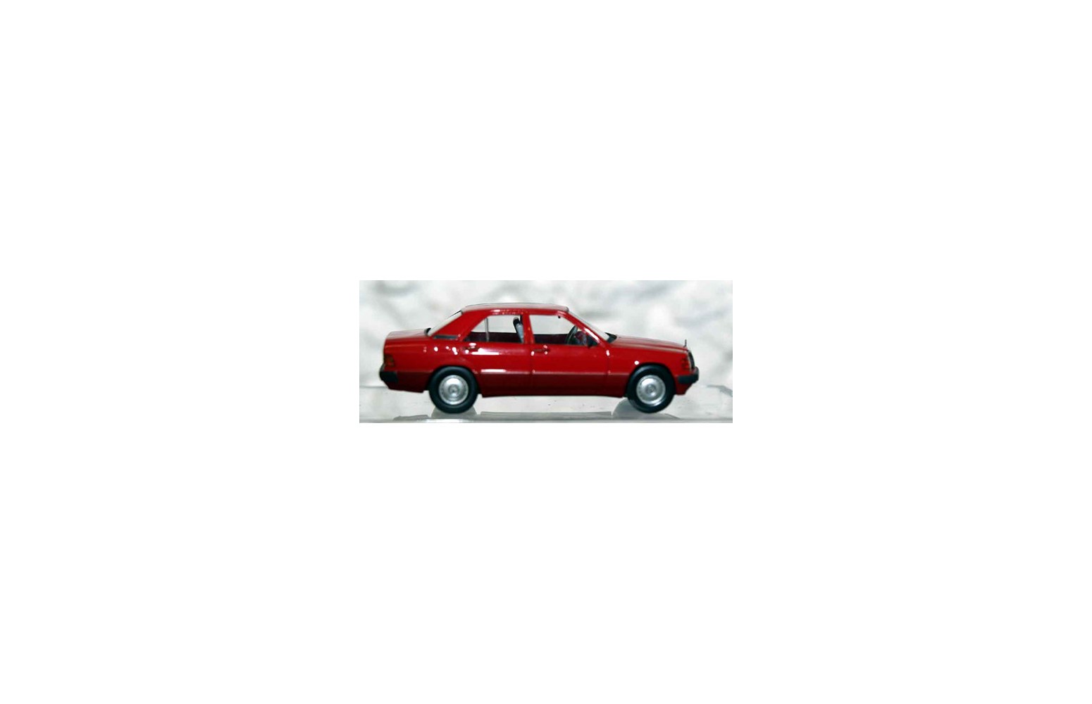 BREKINA 13201 - Mercedes Benz 190 E (W 201), rossa - 1:87