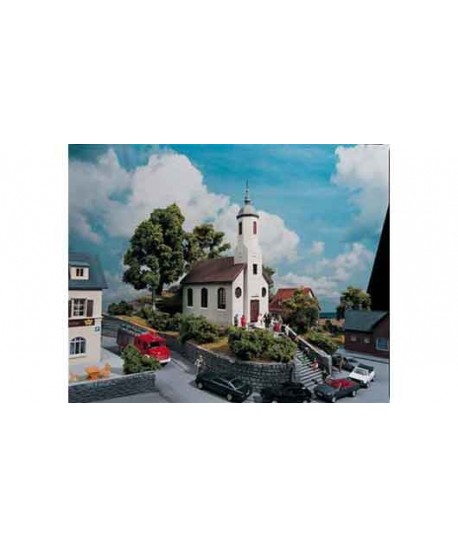 PIKO H0 61825 – Chiesa St. Lukas in kit