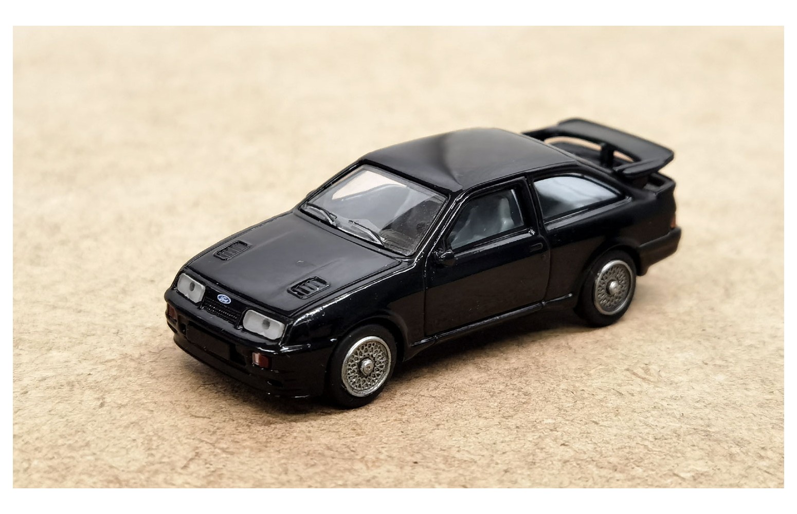 brekina 19251 - ford sierra rs 500 cosworth