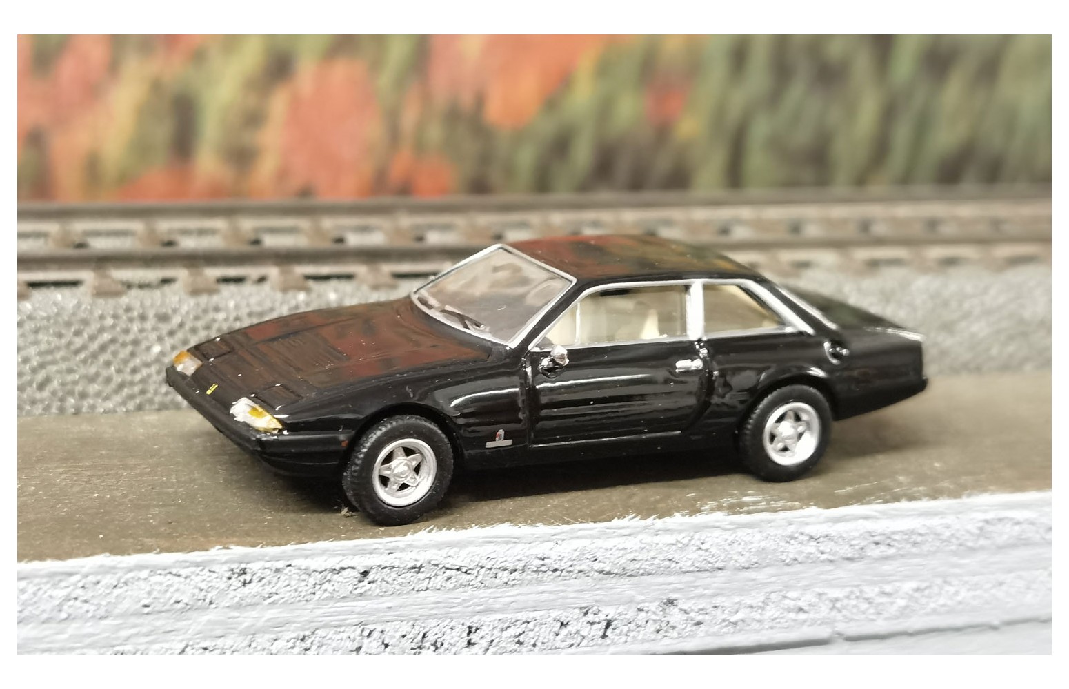 pcx870135 ferrari 365 gt4 2+2
