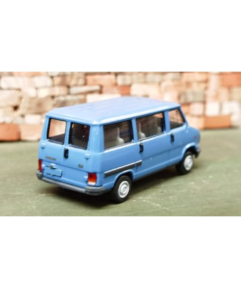 brekina 34905 bus peugeot J5
