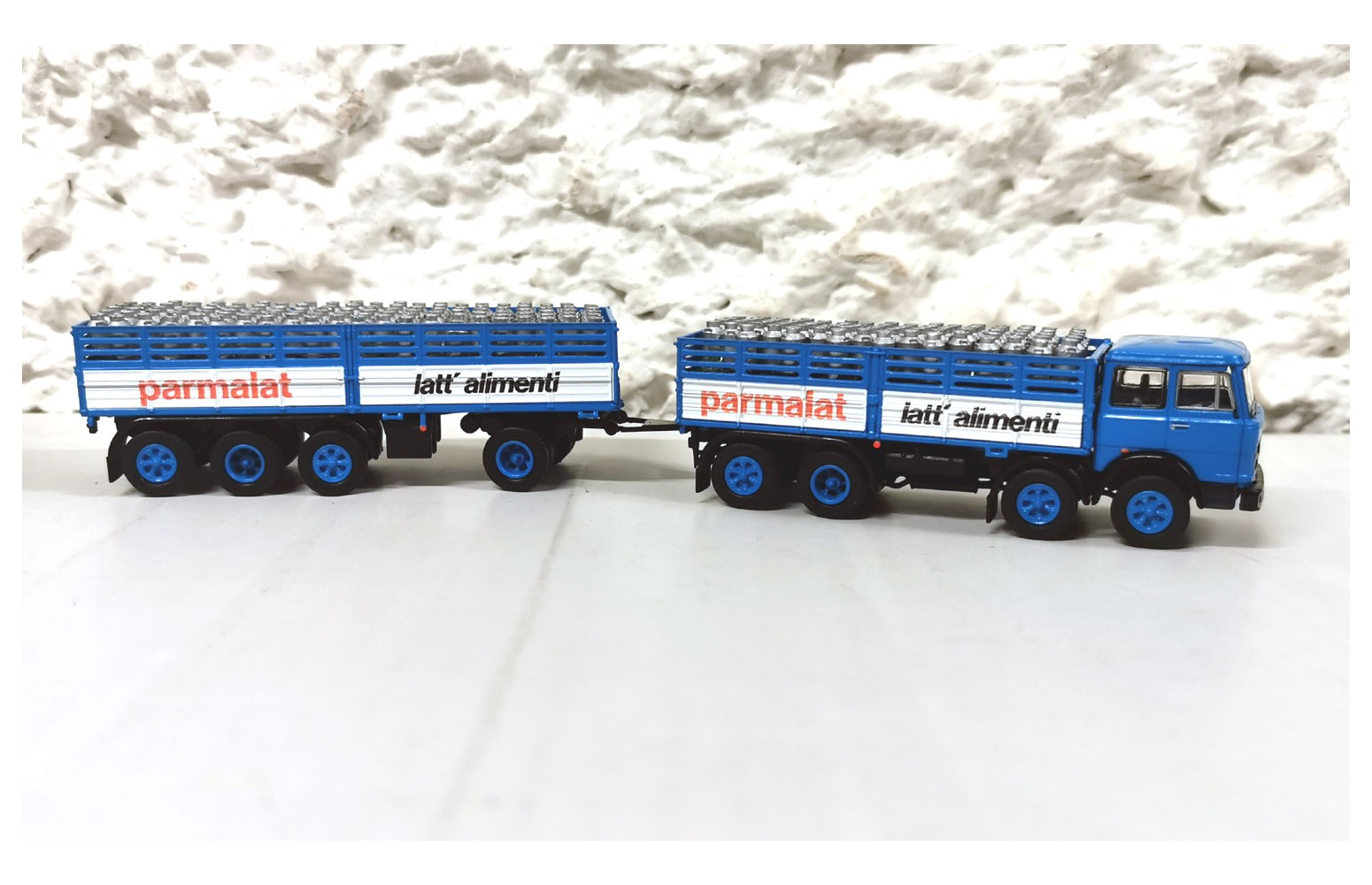 brekina 58537 fiat 691 parmalat