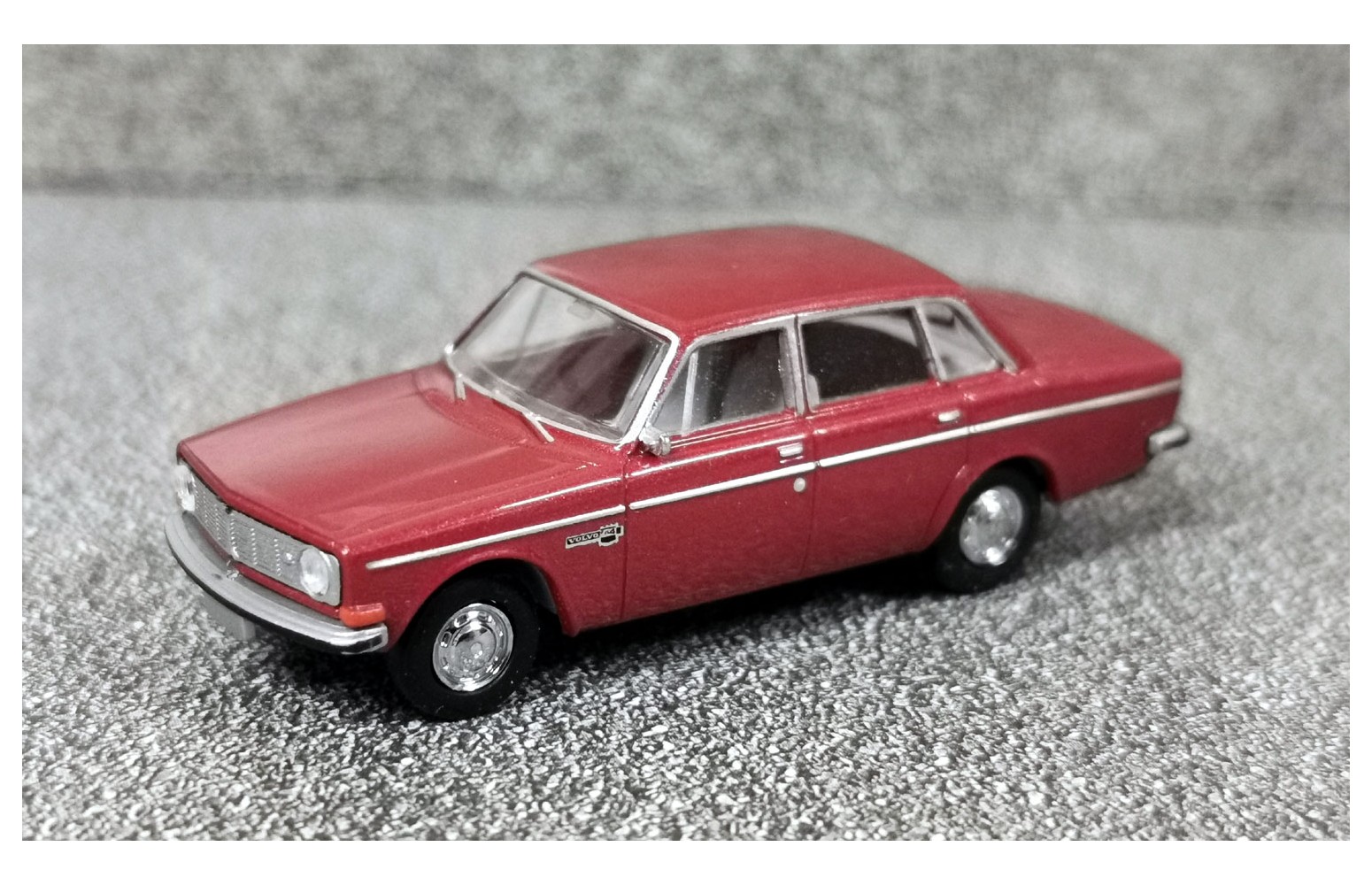 brekina 29424 volvo 144