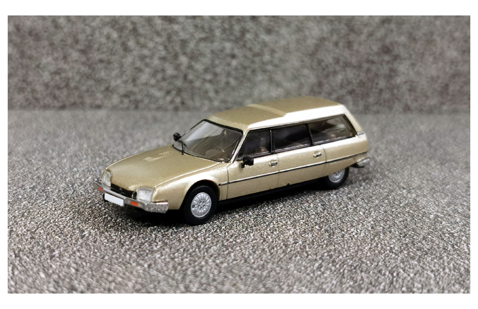 pcx 870413 citroen cx s.w.