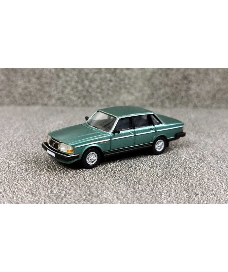 pcx870419 volvo 240