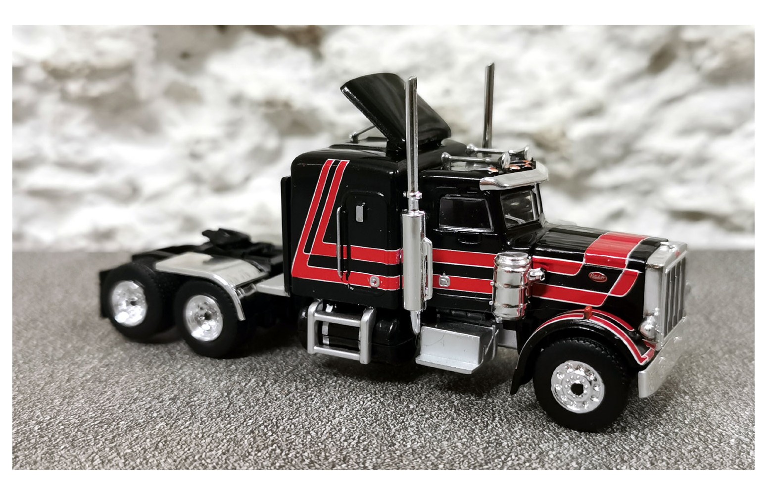brekina 85713 peterbilt 359