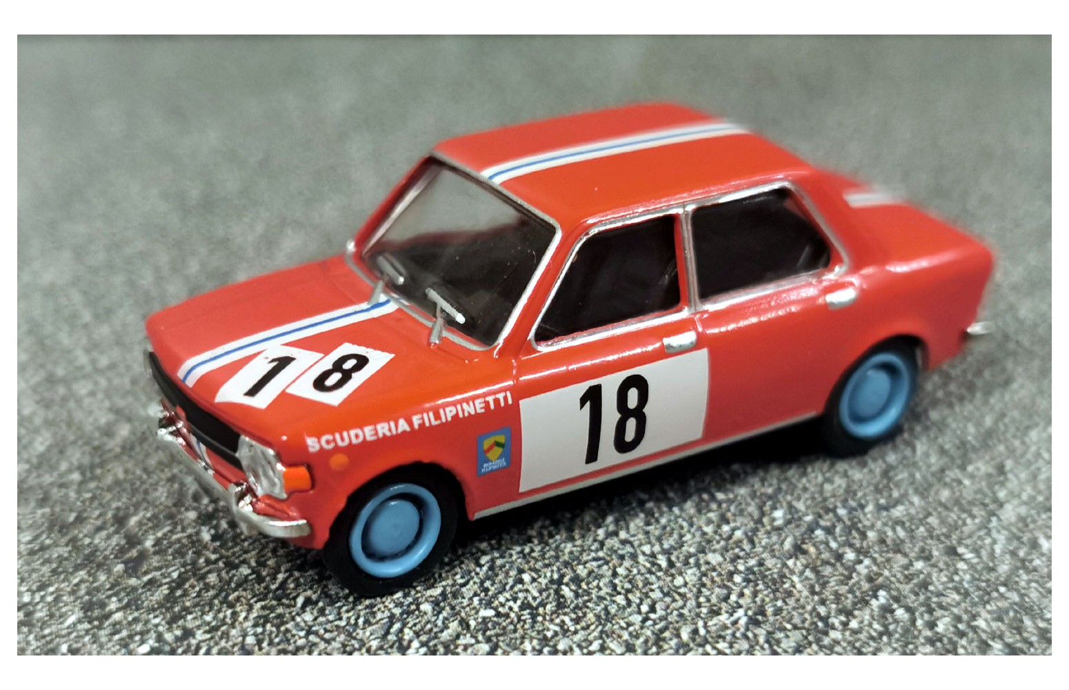 BREKINA 22541 - FIAT 128 (1969), Scuderia Filipinetti nr. 18 - 1:87
