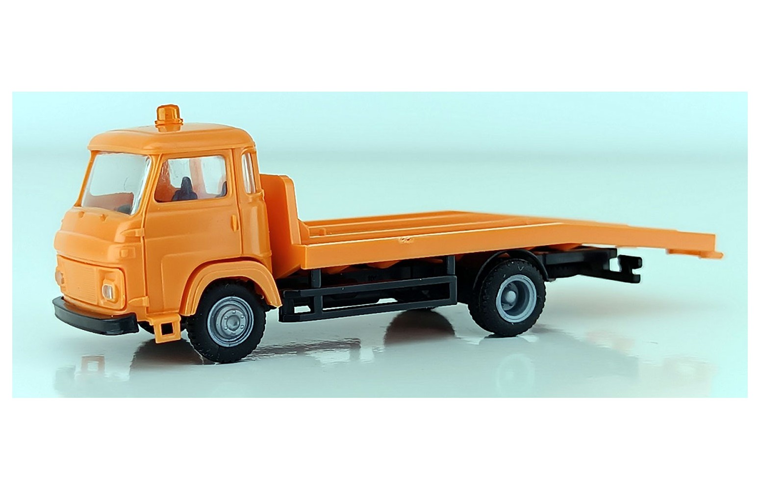 PIRATA PI 66518068 - Alfa Romeo A 19 Soccorso Stradale (Arancio) - 1:87