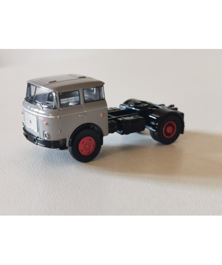 BREKINA 71822 - LIAZ 706 (1970) Grigio/Nero – 1:87