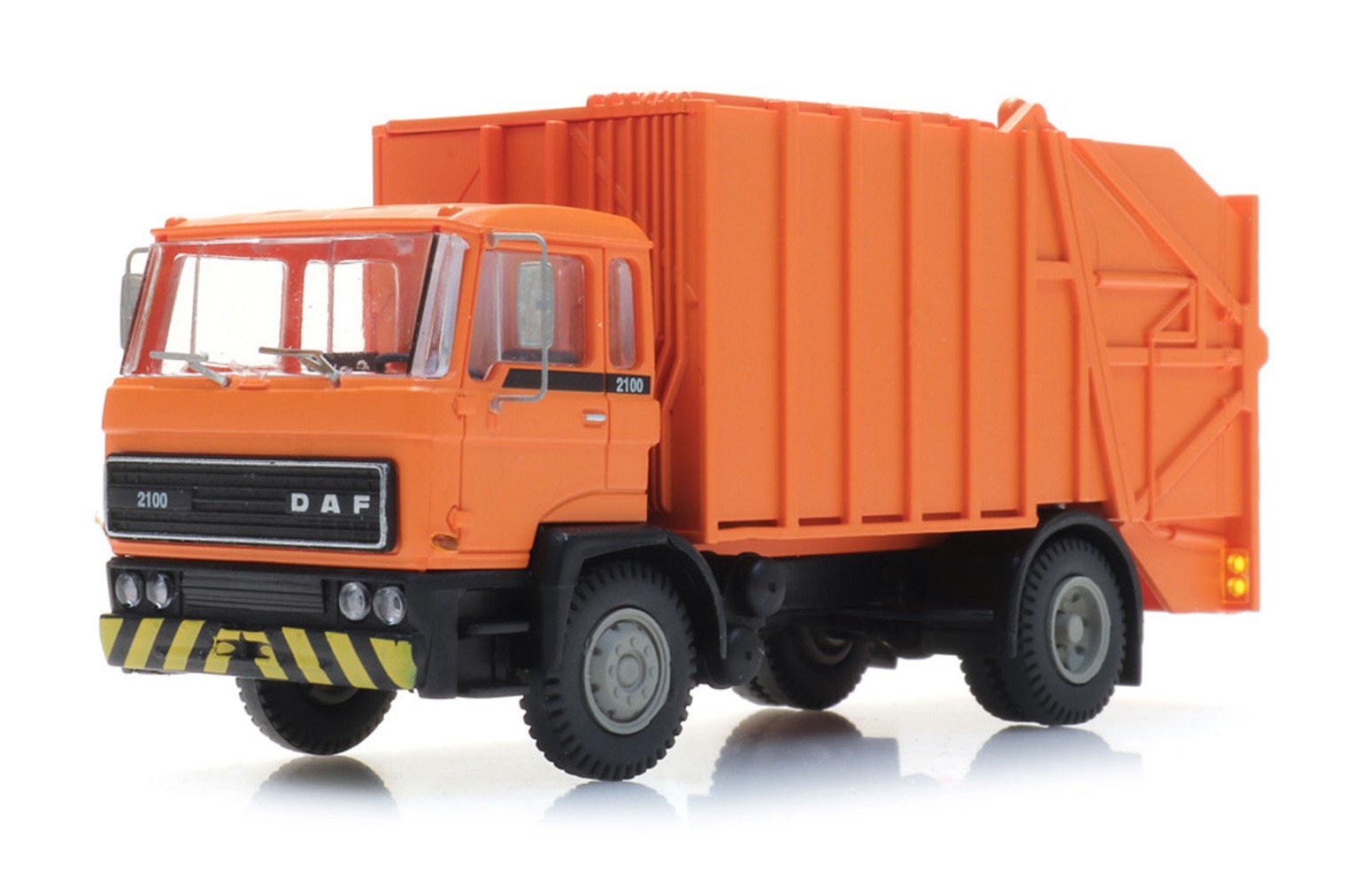 ARTITEC 487.052.13 – DAF 2100 cabina B camion spazzatura, 1:87