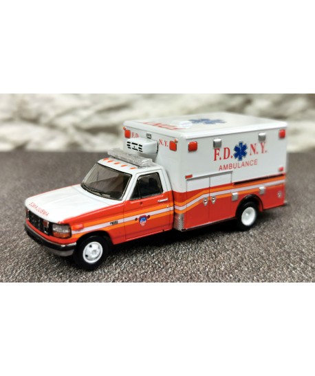 Premium ClassiXXs 870360 – Ford F-350 Horton, ambulanza FDNY – 1:87