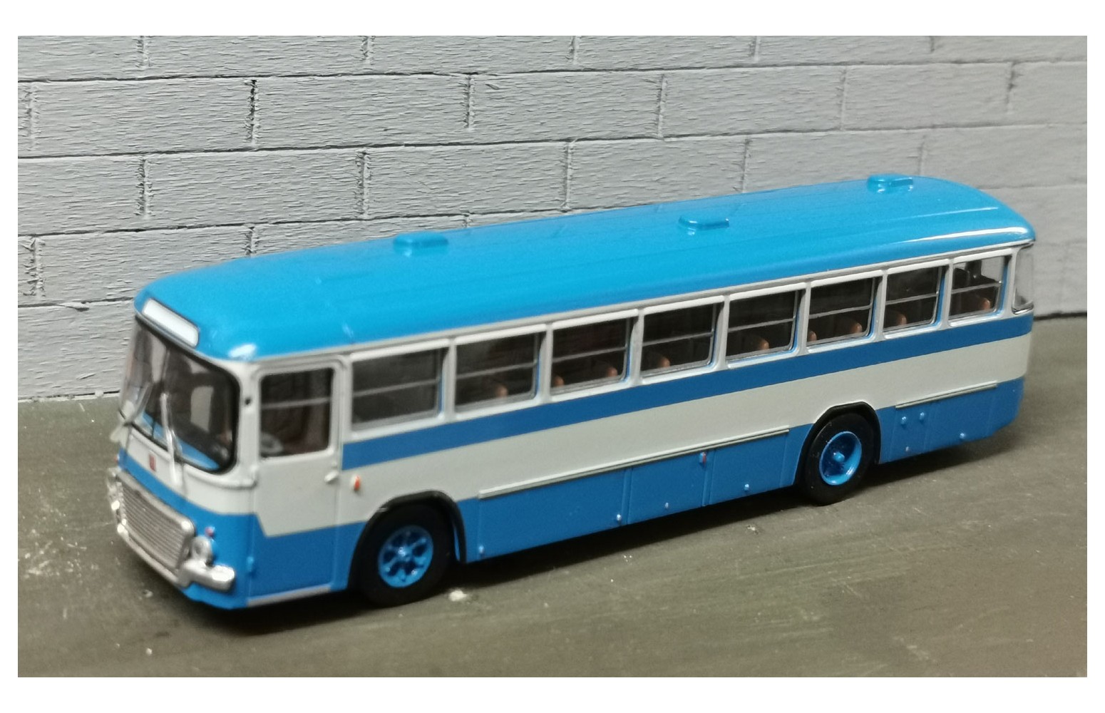 BREKINA 59901 - Fiat 306/3 Bus Interurbano - 1:87